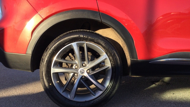 MG Hs 1.5 T-GDI Exclusive 5dr DCT Petrol Hatchback